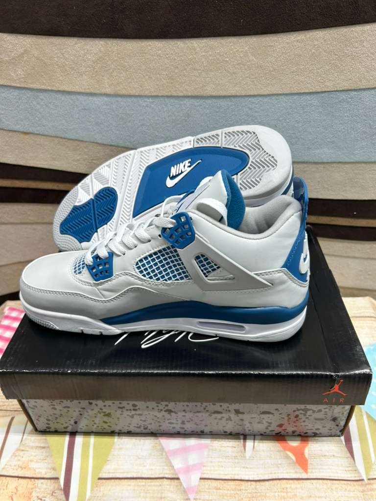 Jordans 4